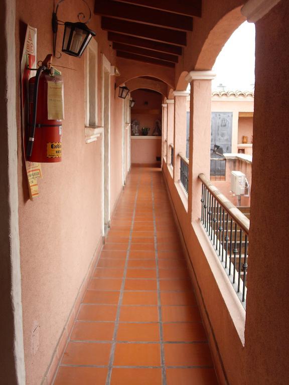 Hostal Terrazas Del San Bernardo サルタ エクステリア 写真