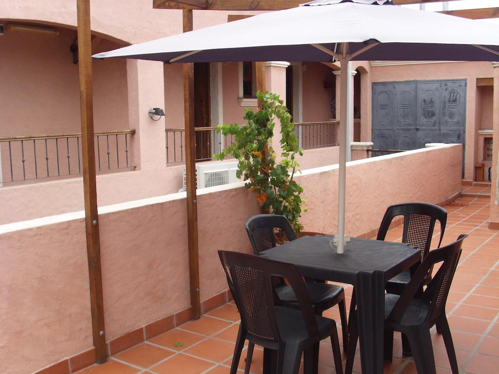 Hostal Terrazas Del San Bernardo サルタ エクステリア 写真