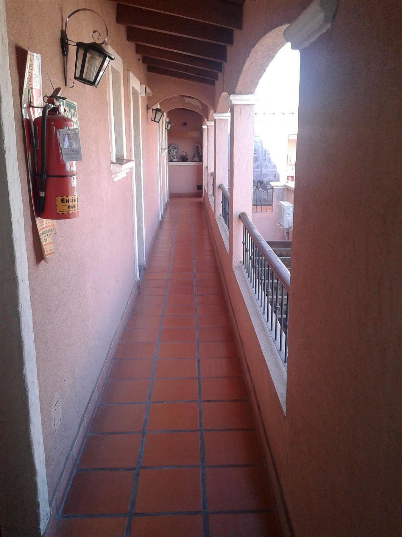 Hostal Terrazas Del San Bernardo サルタ エクステリア 写真